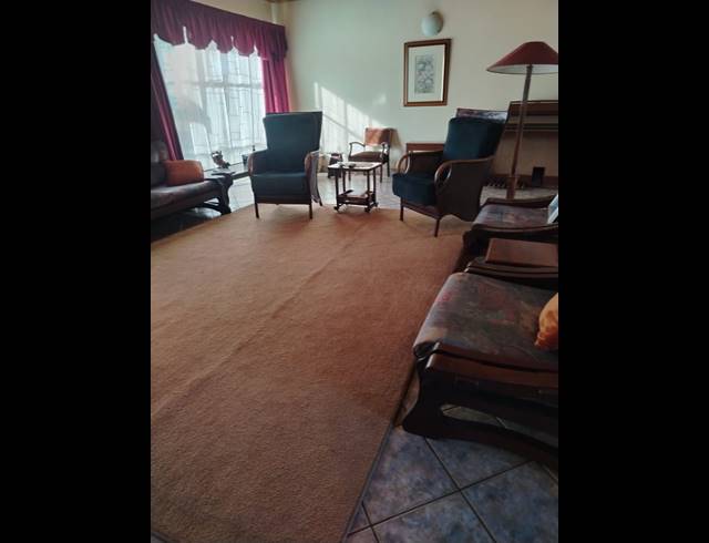 3 BEDROOM FREEHOLD FOR SALE IN BARRY HERTZOG PARK